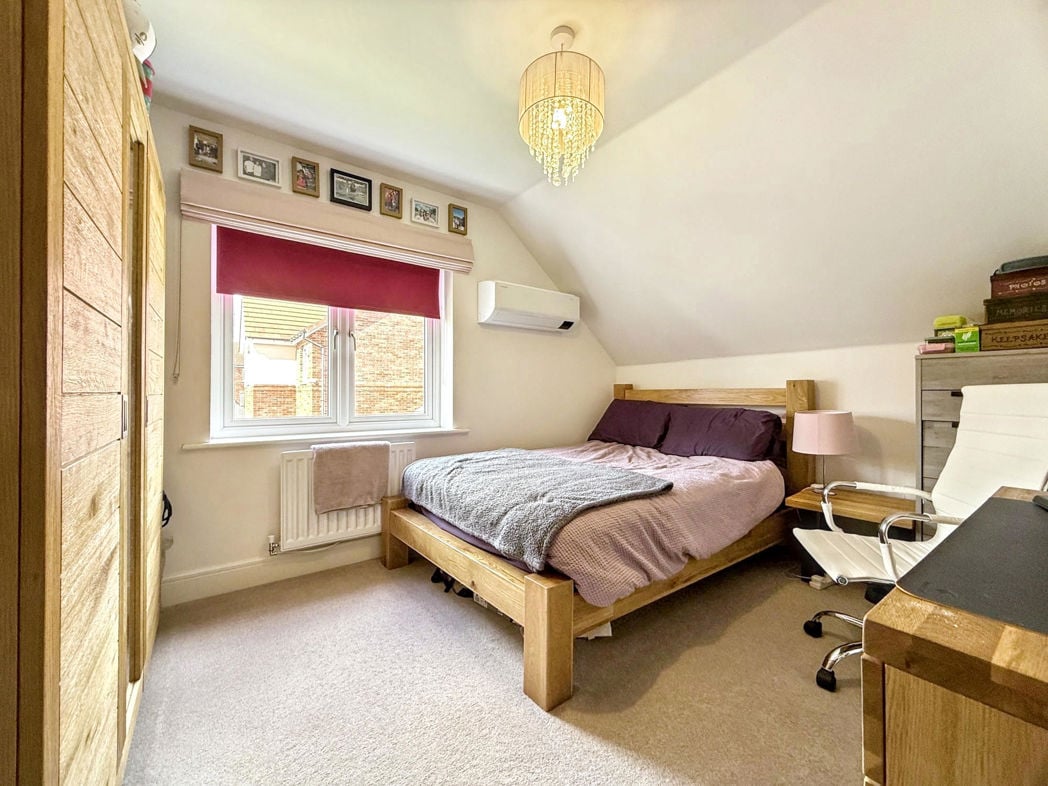 Property image 24 of 29