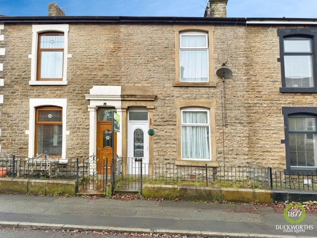 Property image 1 of 17