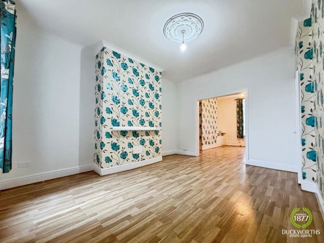 Property image 3 of 17