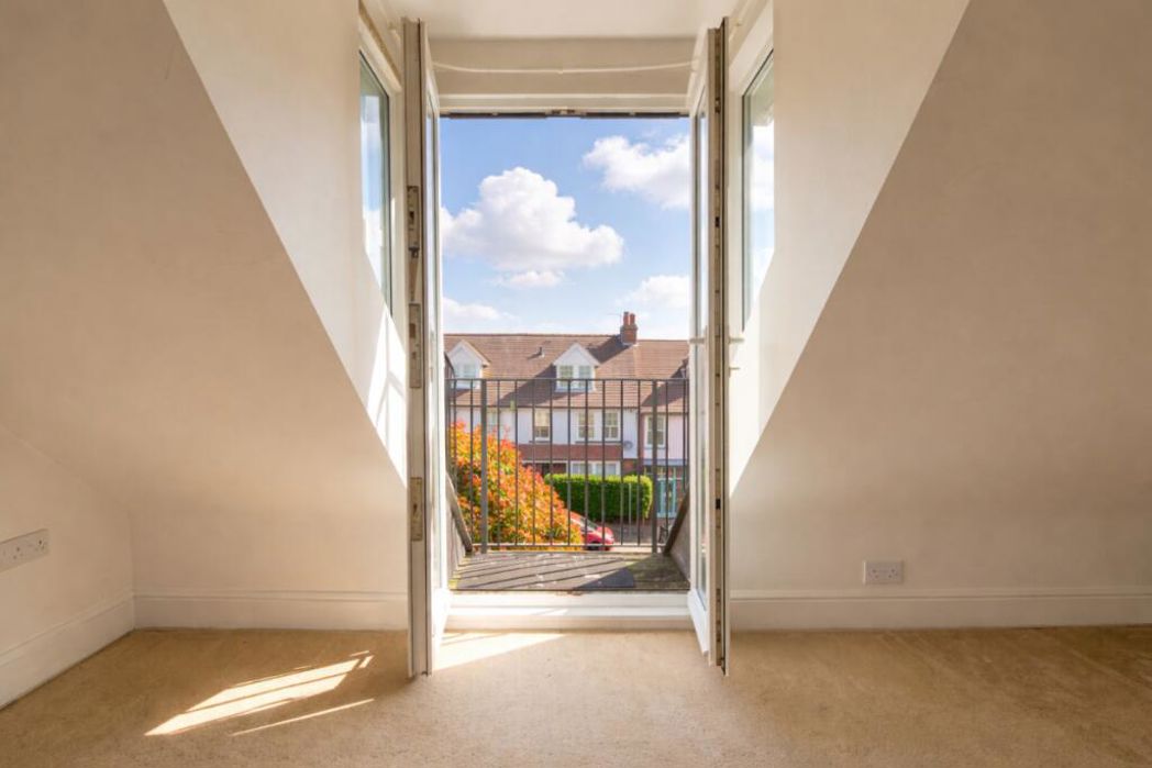 Property image 9 of 22