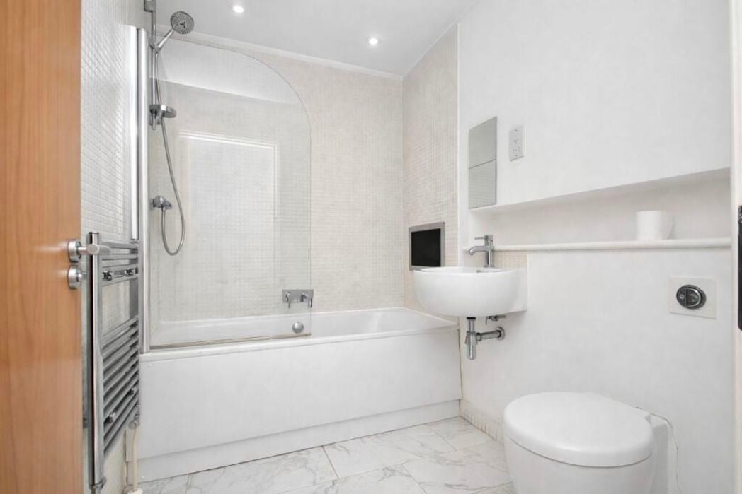 Property image 20 of 22