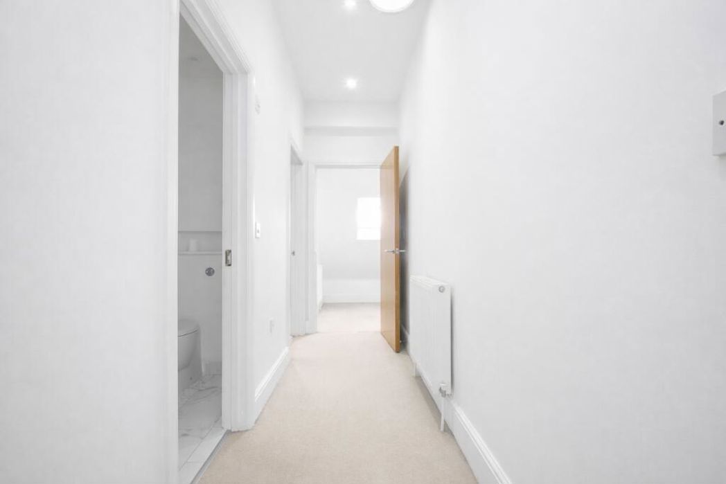 Property image 21 of 22
