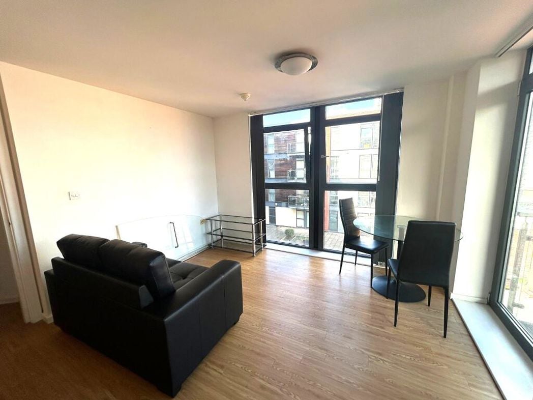 Property image 4 of 9