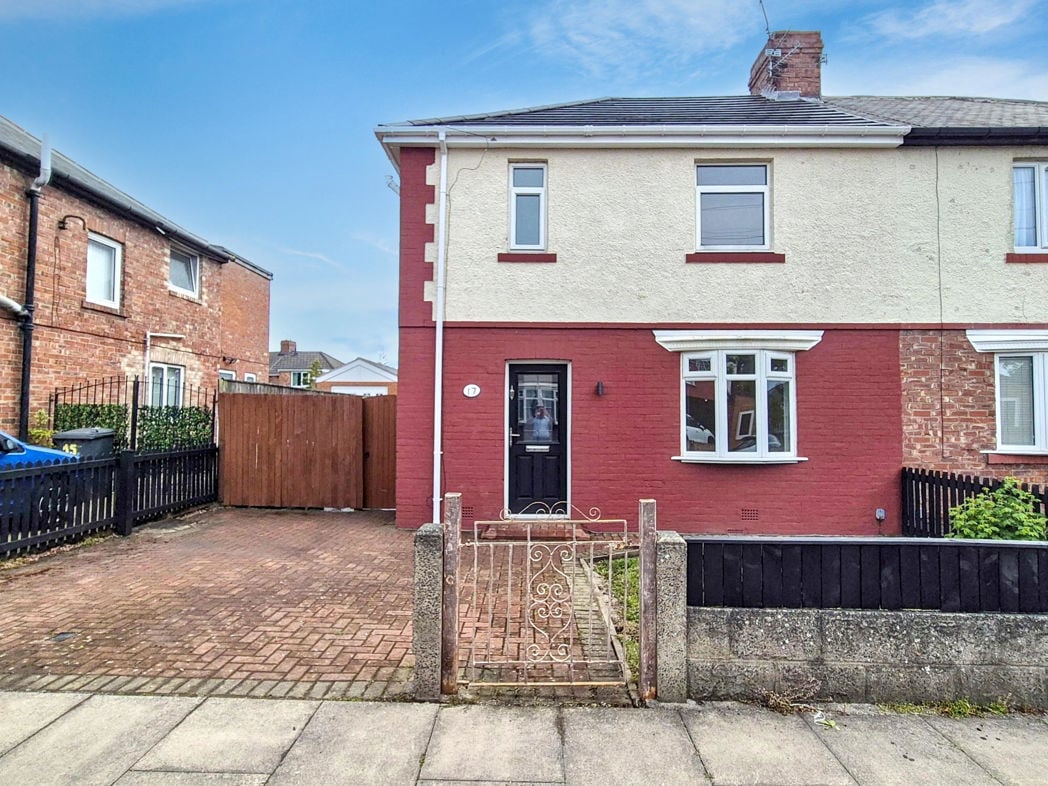Property image 1 of 21