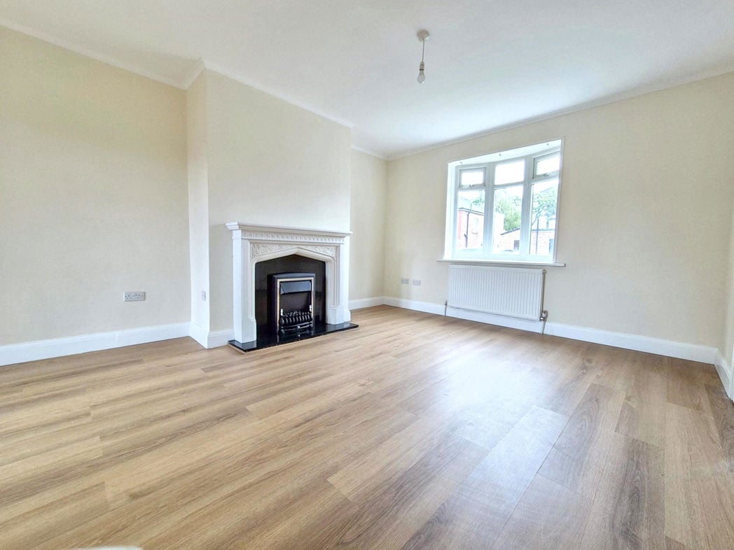 Property image 2 of 21