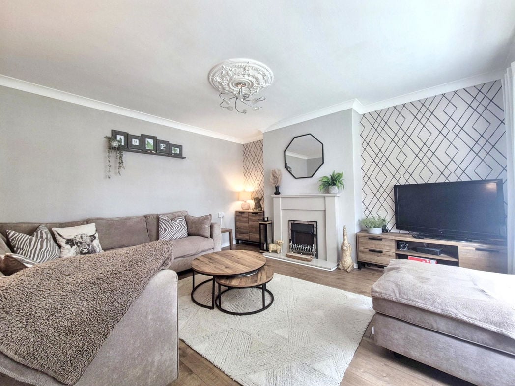 Lounge.