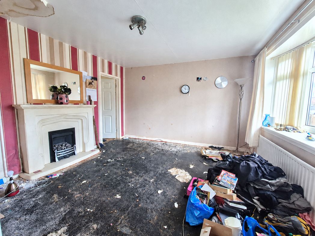 Property image 2 of 19