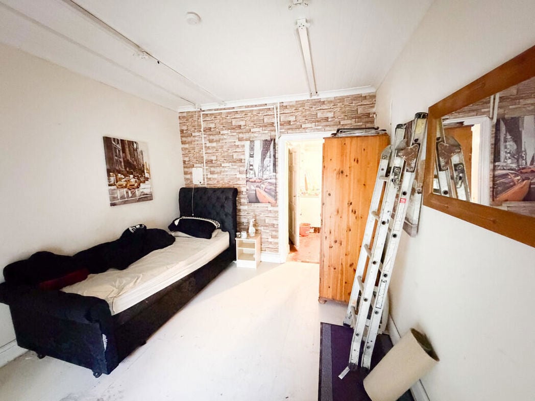 Property image 3 of 7