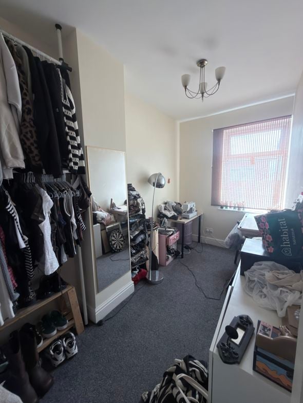 Property image 6 of 17