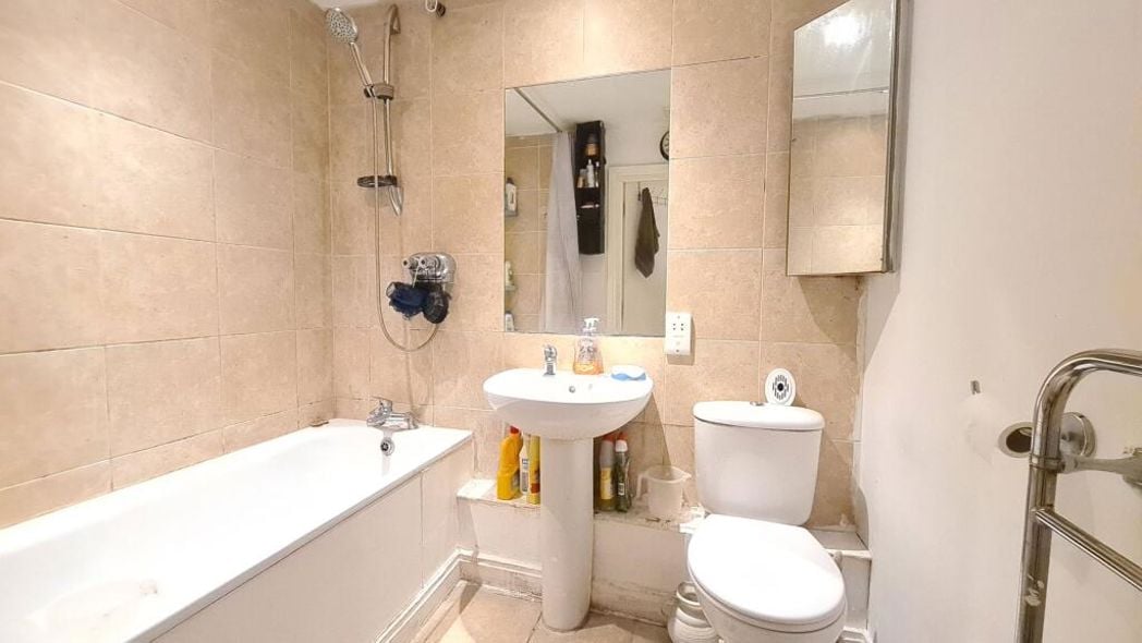 Property image 4 of 10