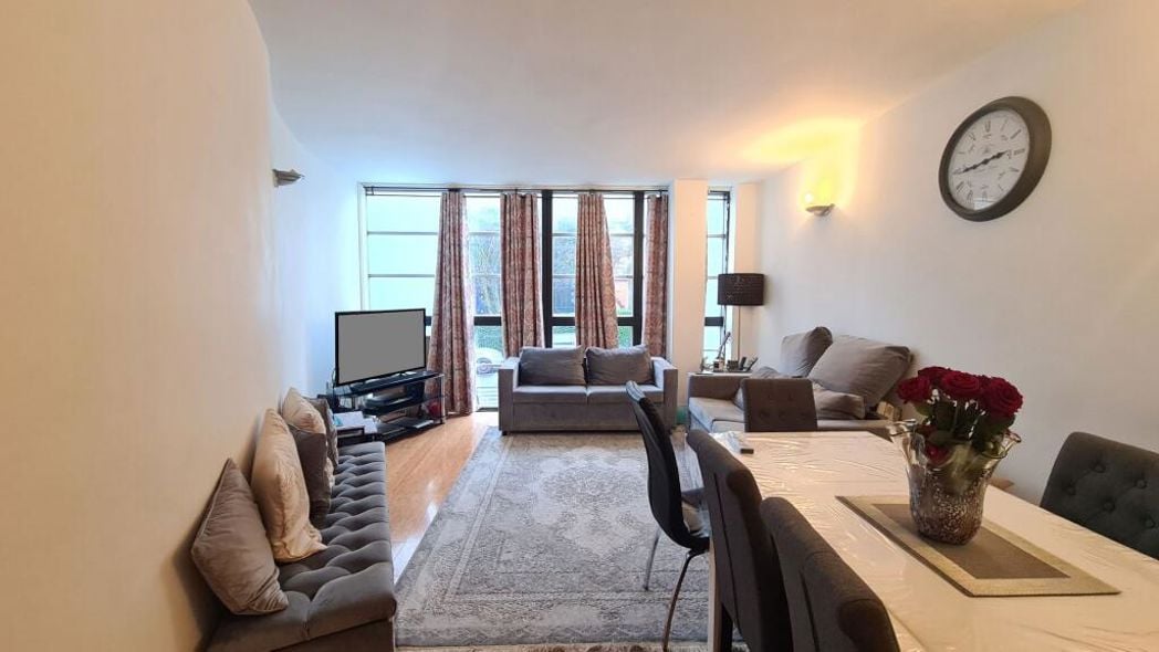 Property image 6 of 10