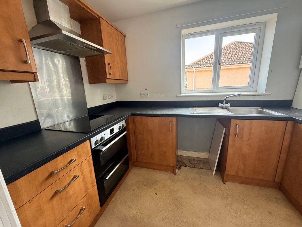 Property image 4 of 8
