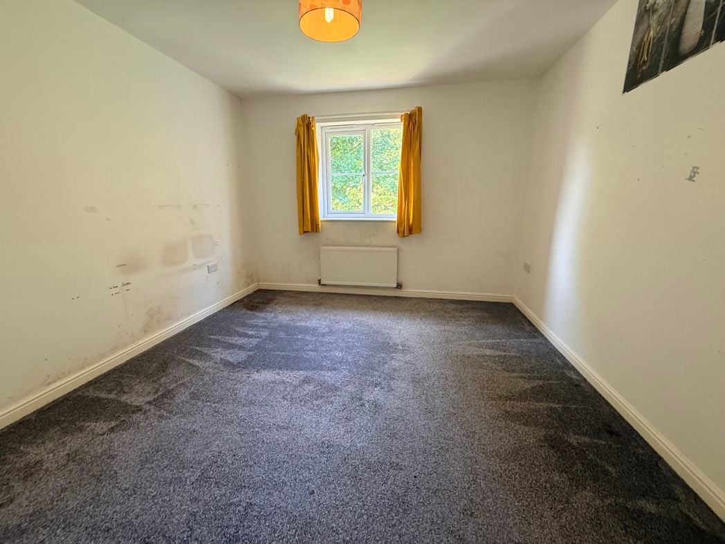 Property image 8 of 8
