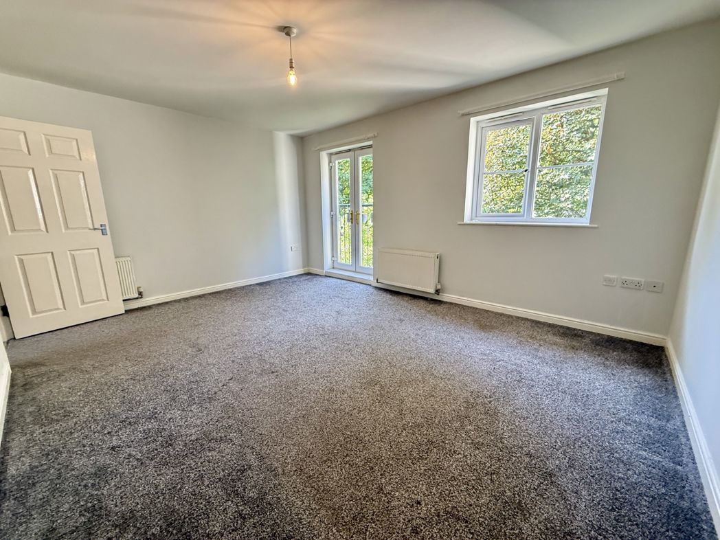 Property image 4 of 9
