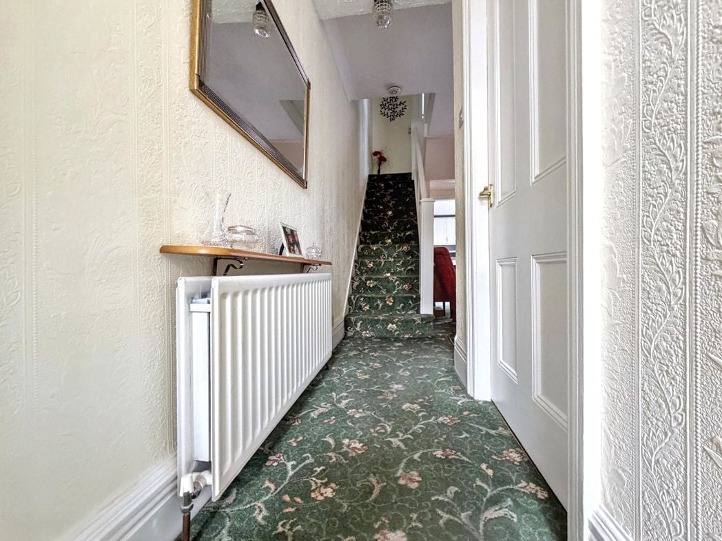 Entrance/Hallway