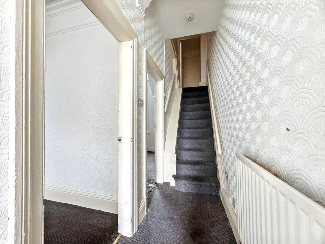 Property image 11 of 13