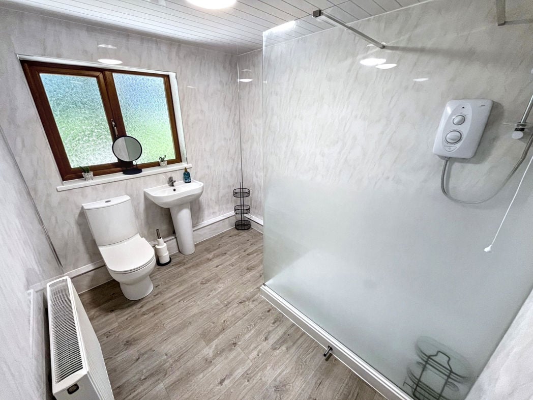 Property image 6 of 11