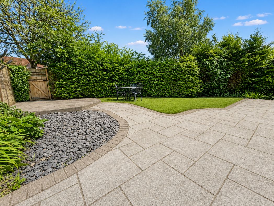 Property image 22 of 23