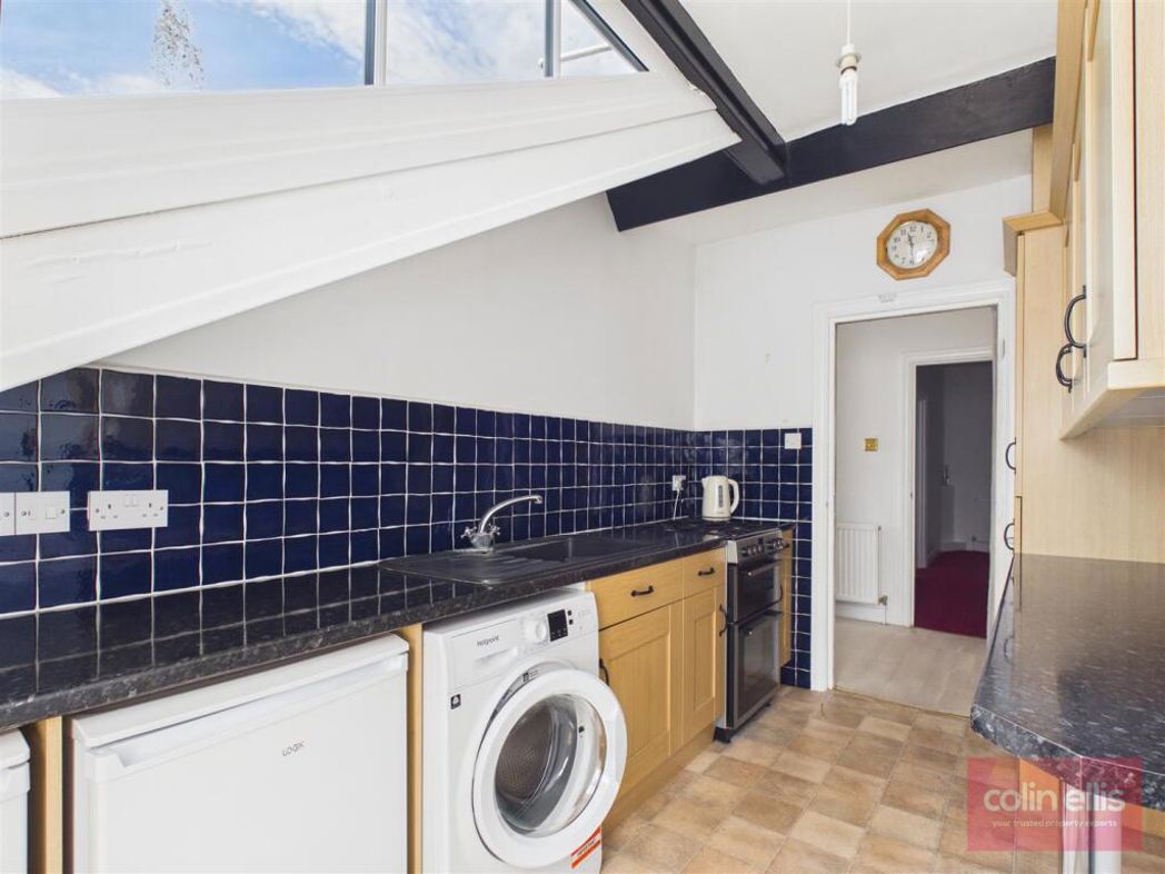 Property image 3 of 14