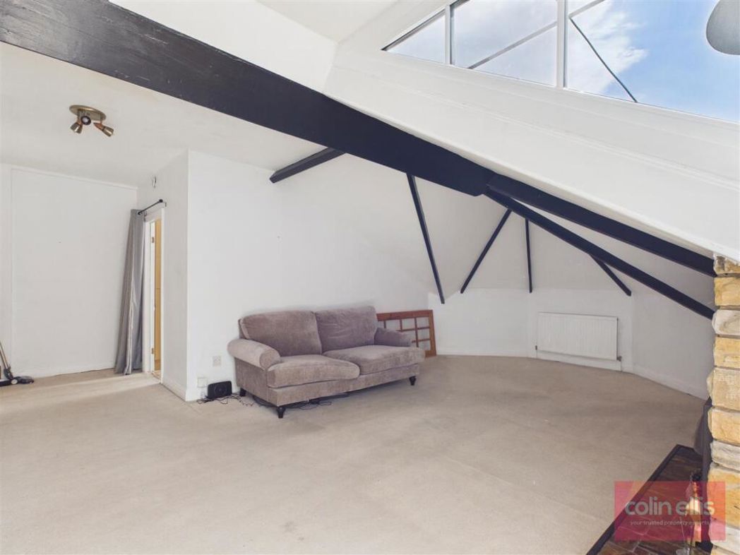 Property image 6 of 14