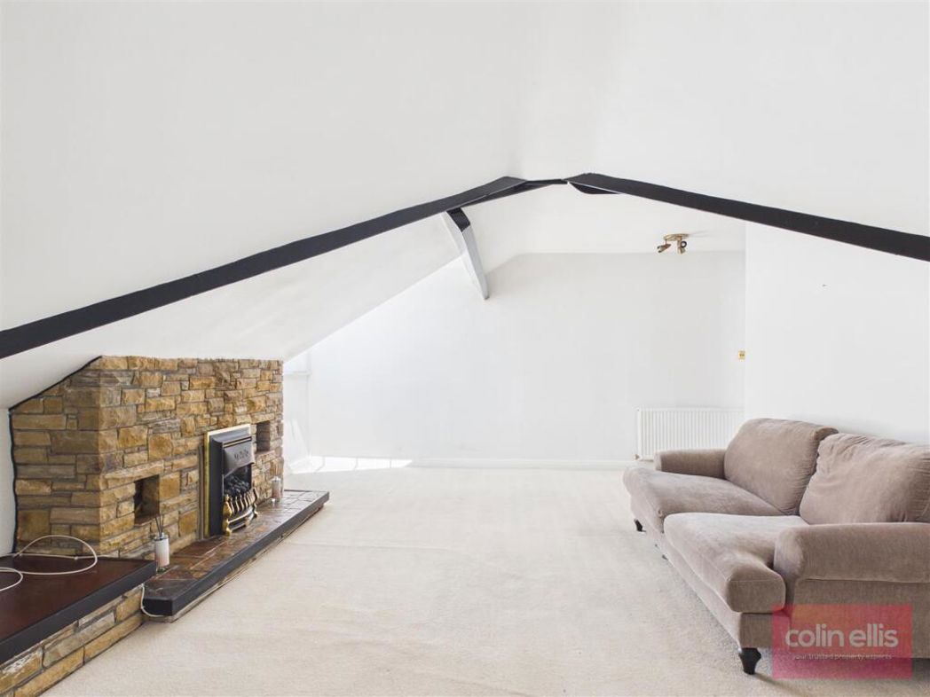 Property image 8 of 14