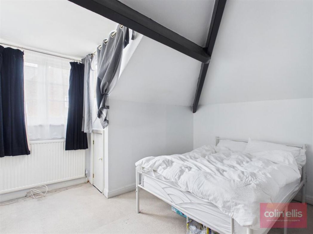 Property image 10 of 14