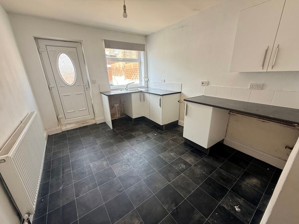 Property image 3 of 9
