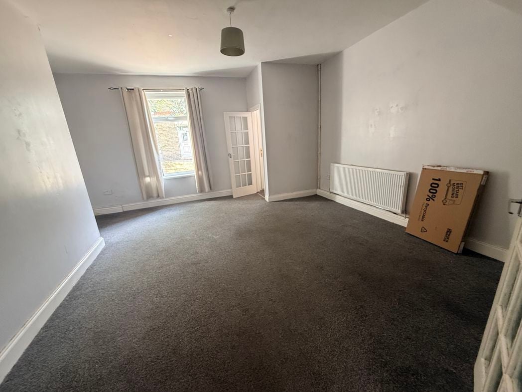 Property image 7 of 9
