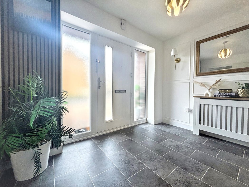 Property image 4 of 31