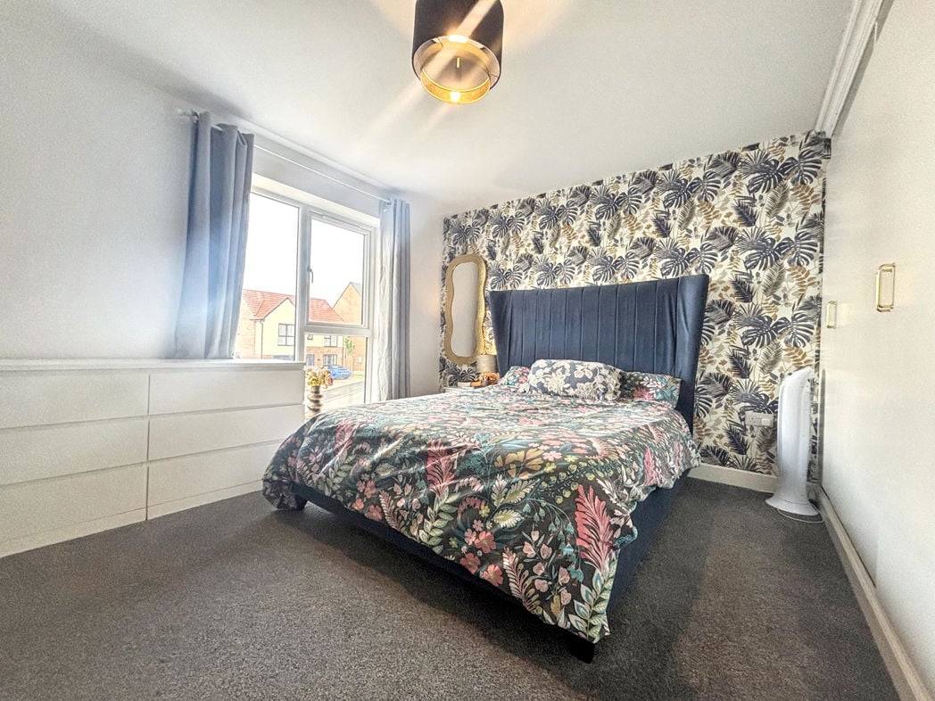 Property image 18 of 31