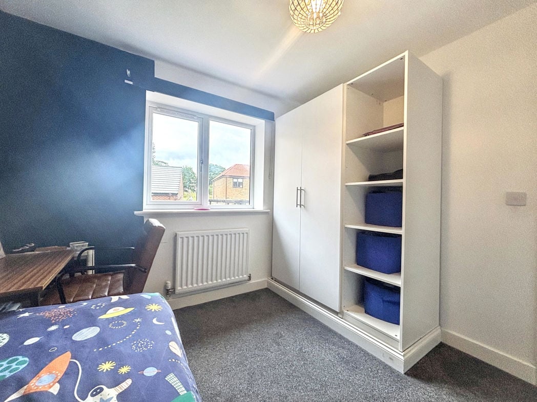Property image 25 of 31
