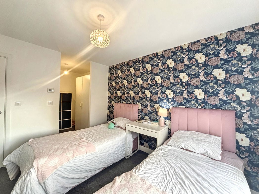 Property image 22 of 31