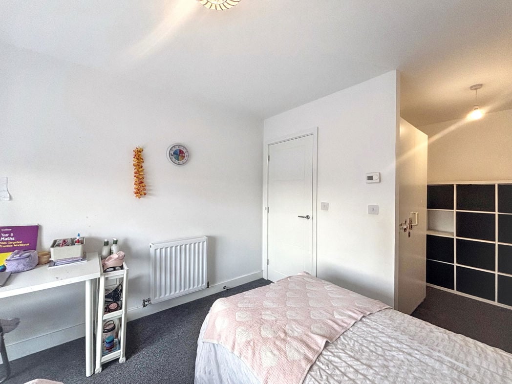 Property image 23 of 31
