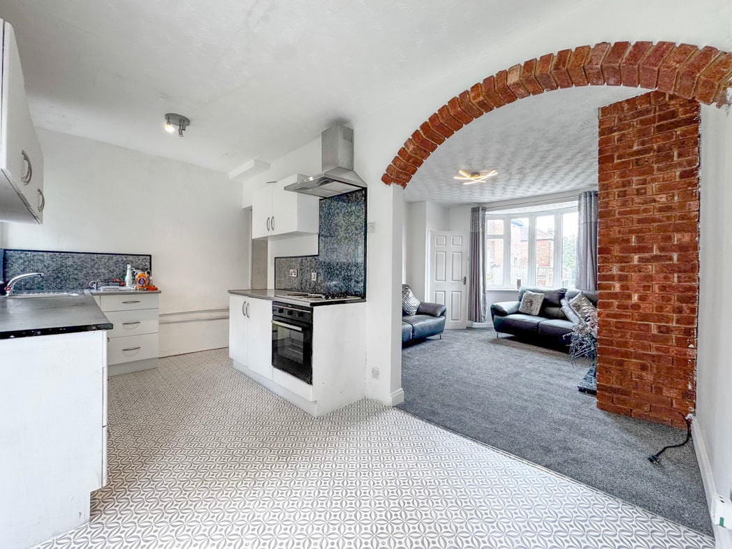 Property image 4 of 9