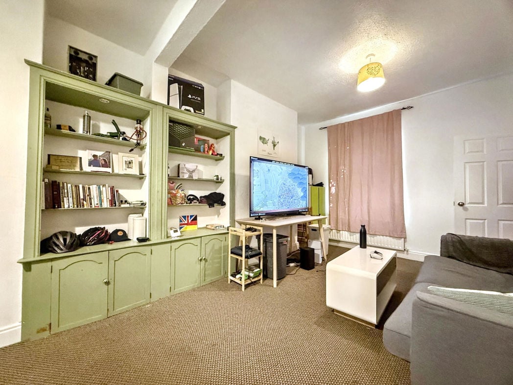 Property image 4 of 16