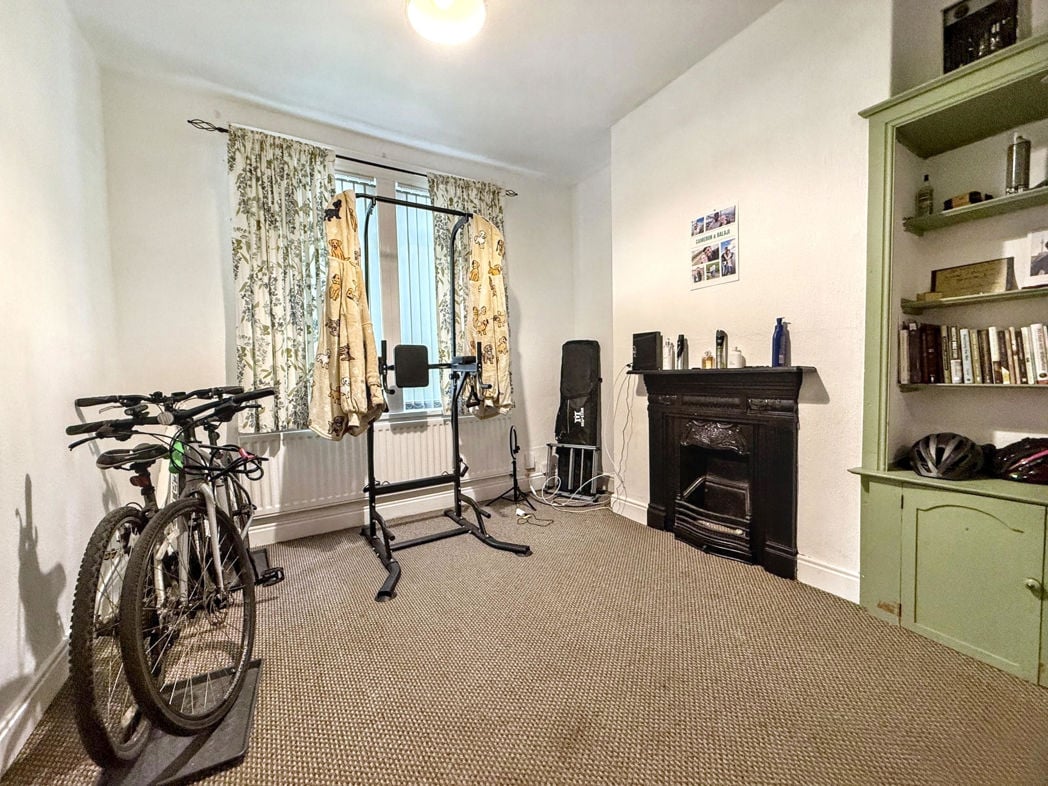 Property image 5 of 16
