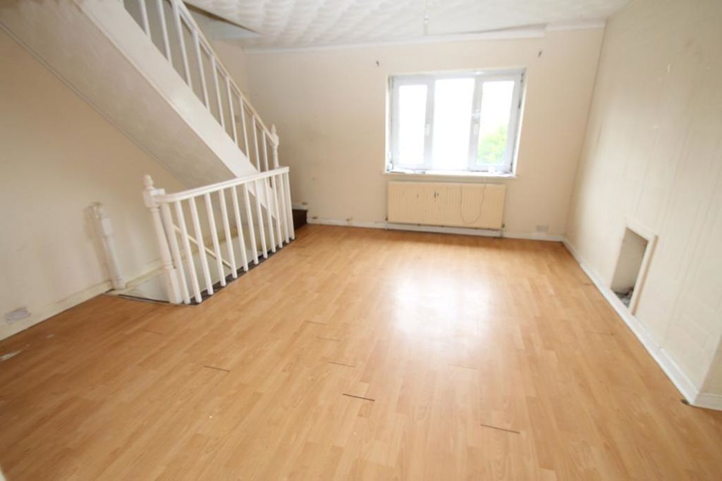 Property image 6 of 19