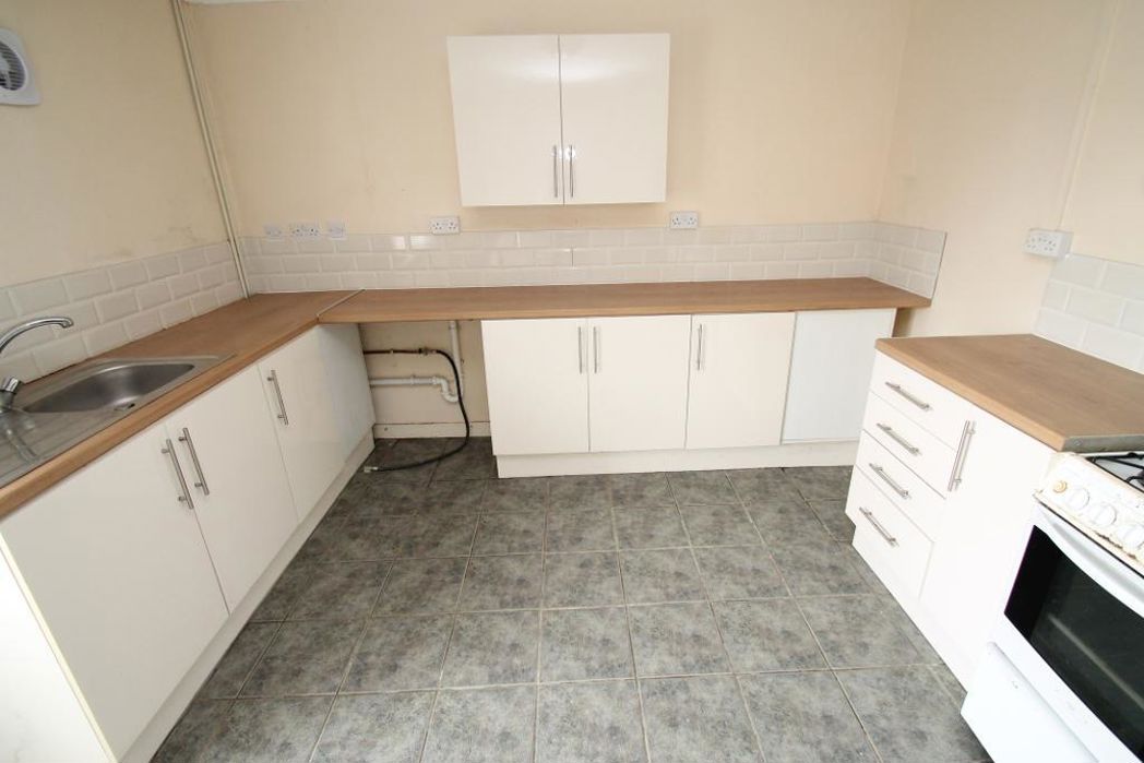 Property image 2 of 19