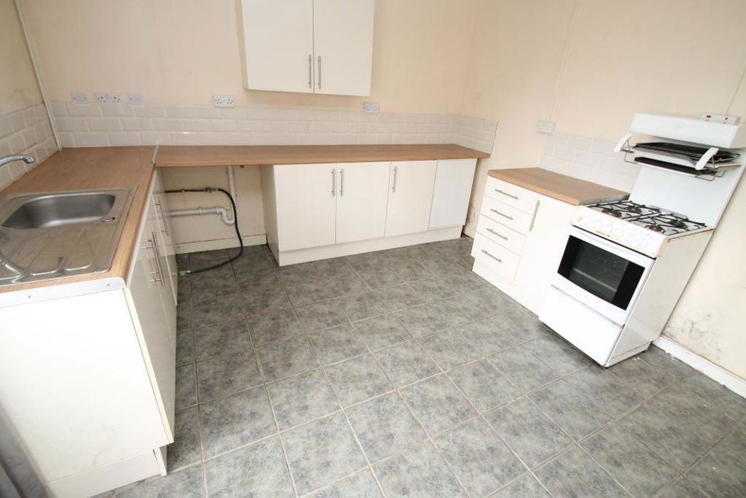 Property image 3 of 19