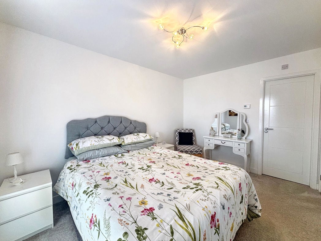 Another Main Bedroom Image