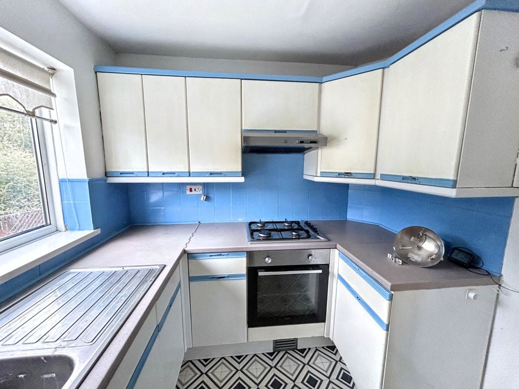 Property image 8 of 22