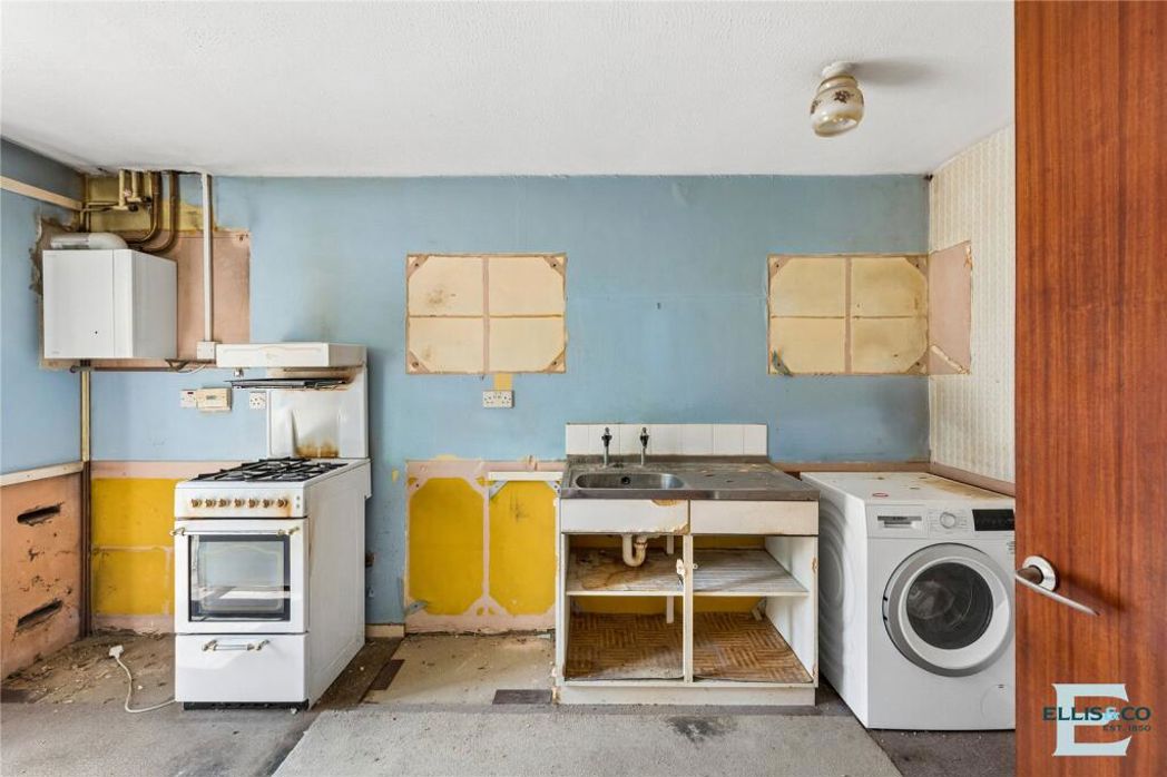 Property image 3 of 20
