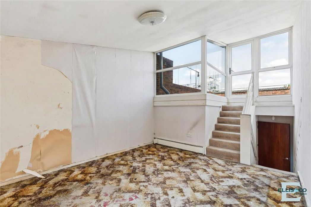 Property image 12 of 20
