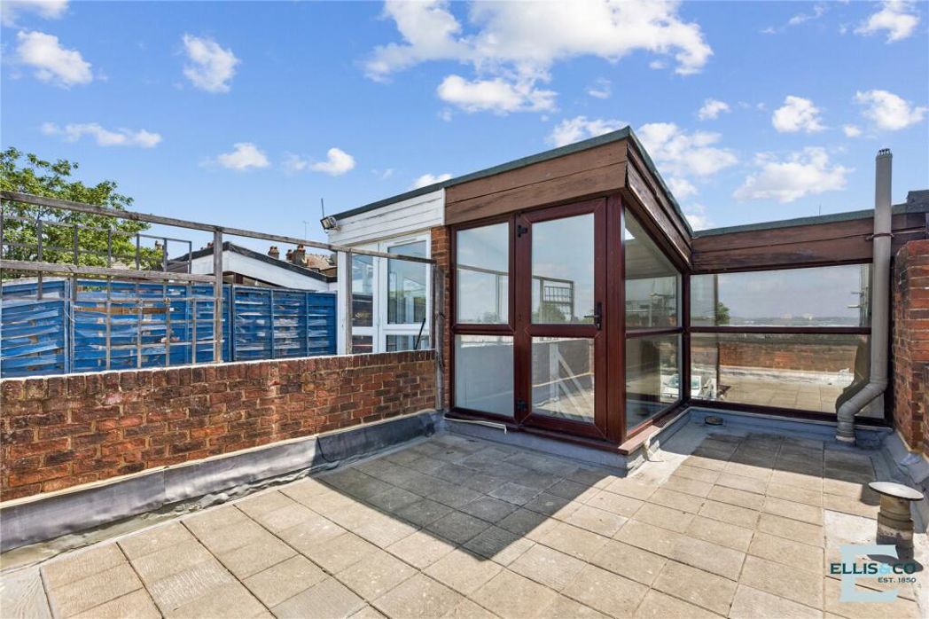 Property image 14 of 20
