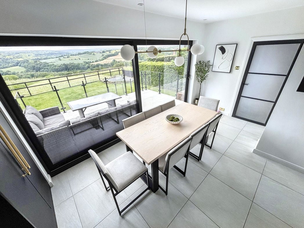 Property image 6 of 27