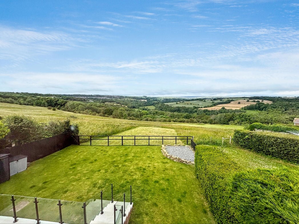 Property image 22 of 27