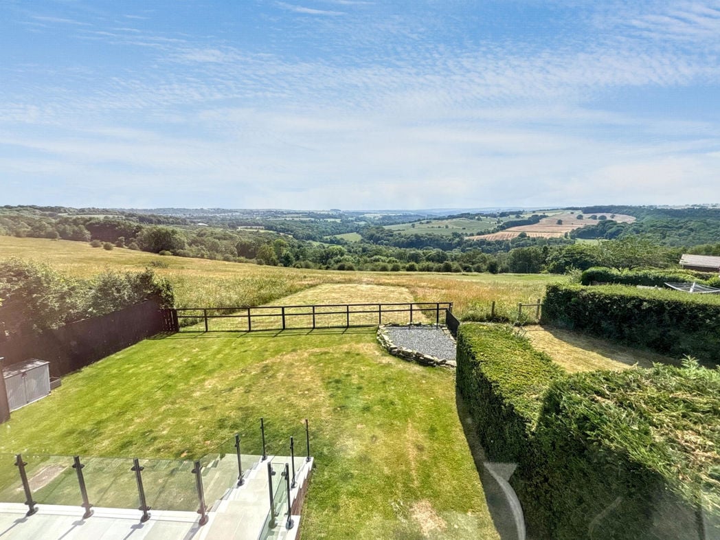 Property image 24 of 27