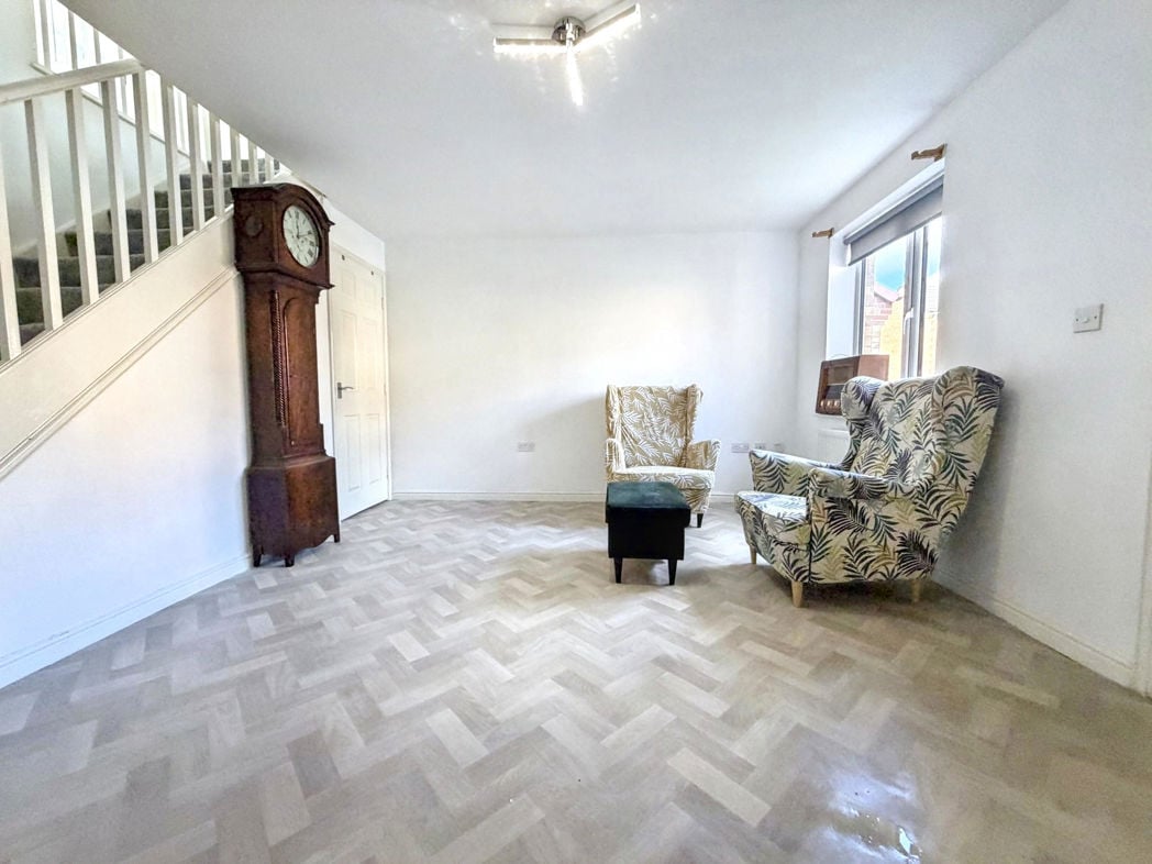 Property image 5 of 20