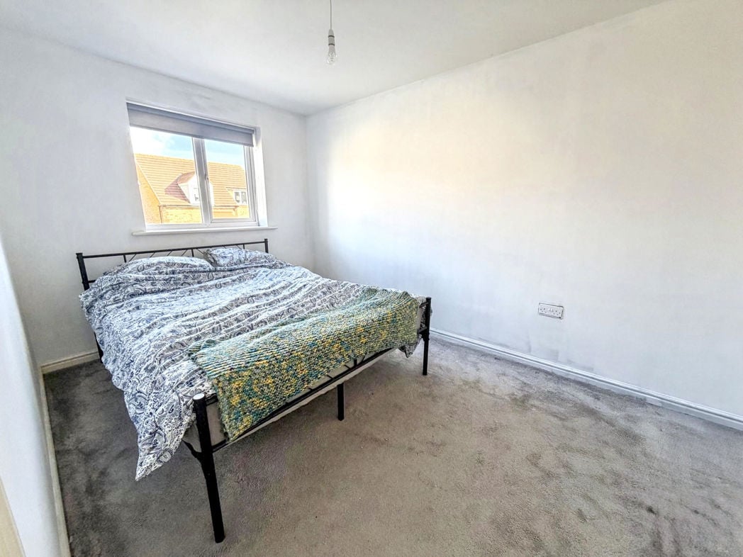 Property image 12 of 20