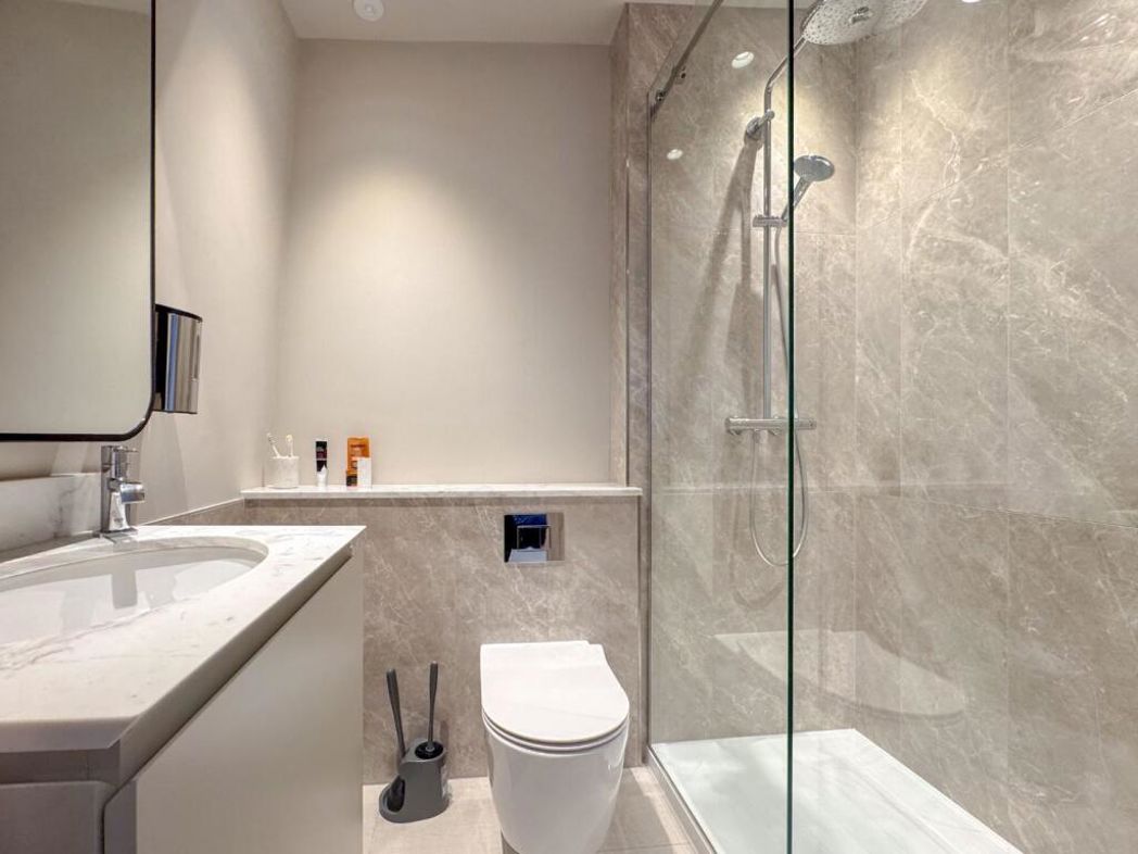 Property image 18 of 21